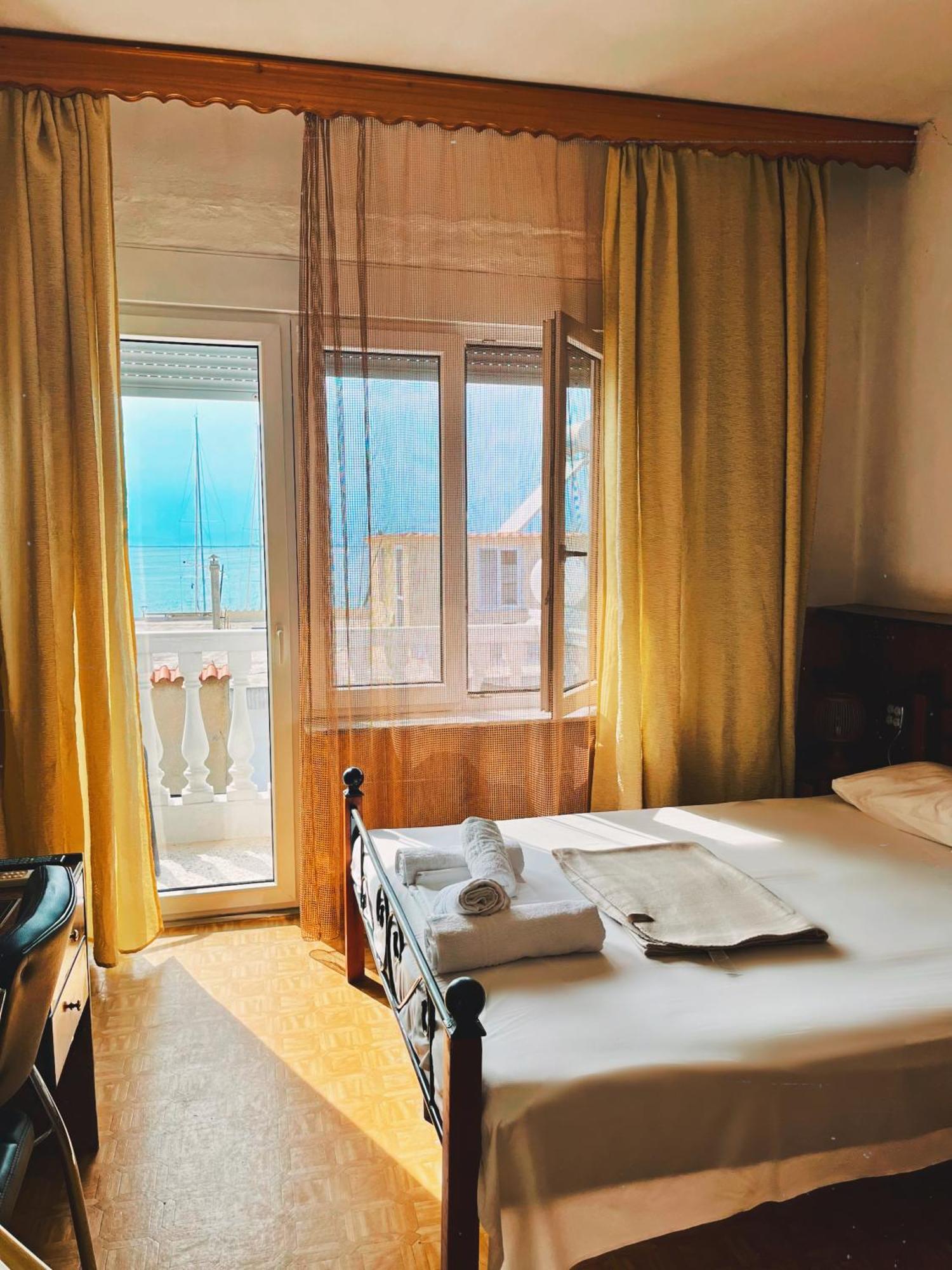 Hotel Holiday Keramotí Eksteriør bilde